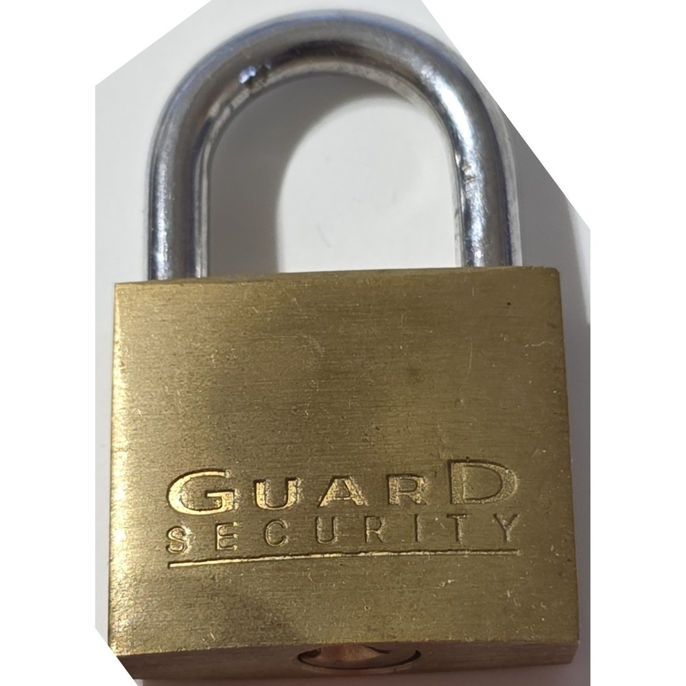 Vintage Yale Brass Padlock Guard Security Lockdown Cable Lock Mixed Lot of 4 - Picture 5 of 5